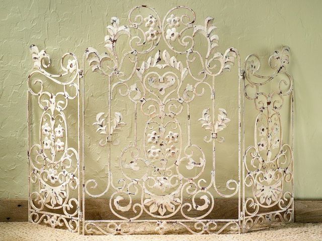 (image for) Antique Floral Iron Fireplace Screen