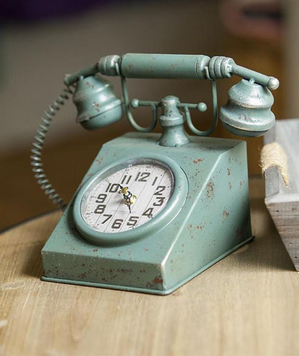 (image for) Vintage Distressed Telephone Clock